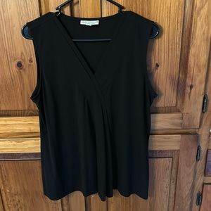 Perfect condition large Dana Buchman shirt for cooler weather